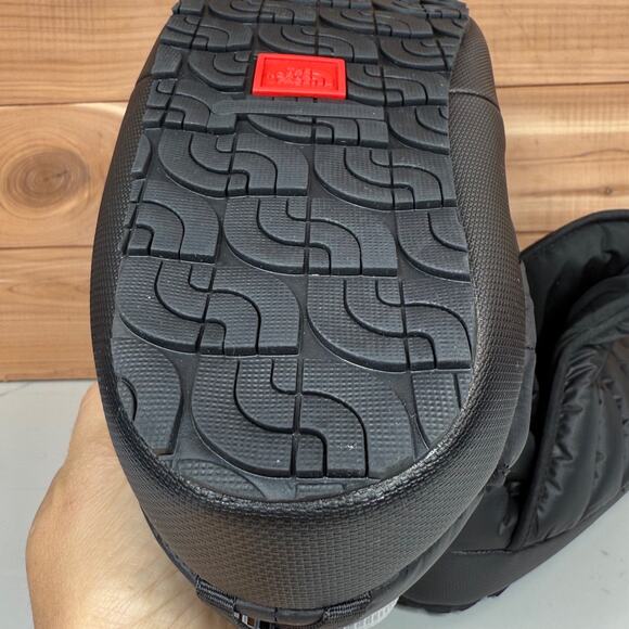 The North Face Thermoball Traction Booties Black Women's Size US 10 NEW - Picture 13 of 13